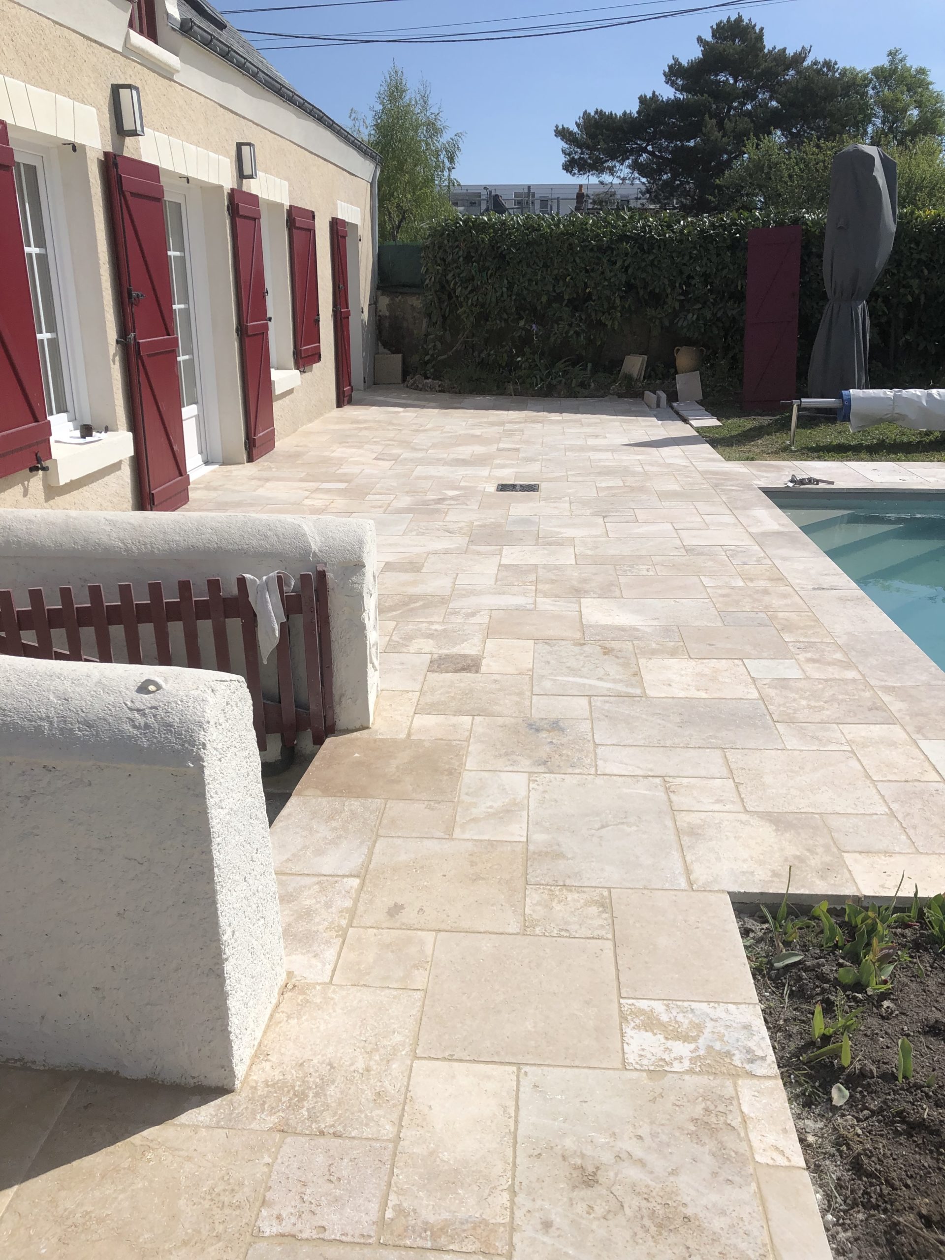 carrelage terrasse piscine